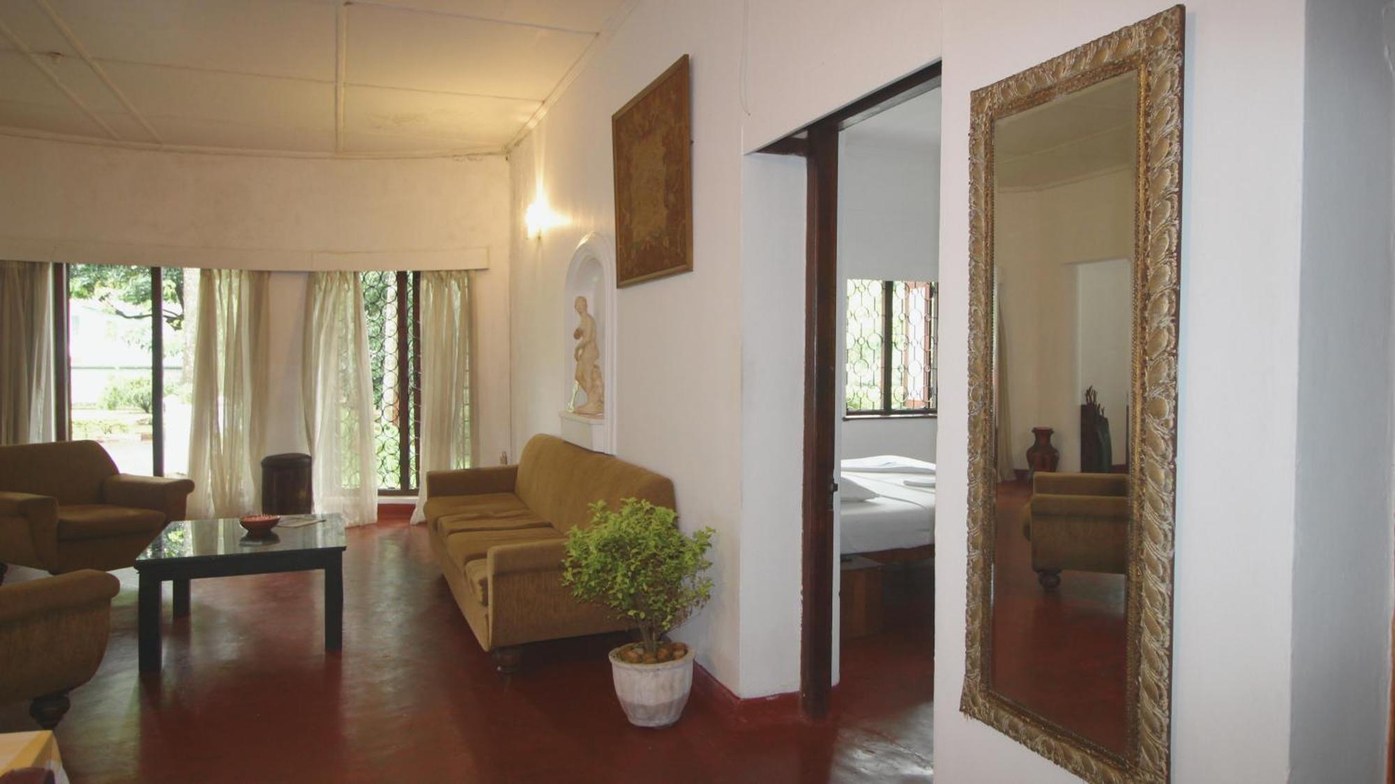 Kandy Boutique Villa By Fortuna Bungalows Buitenkant foto