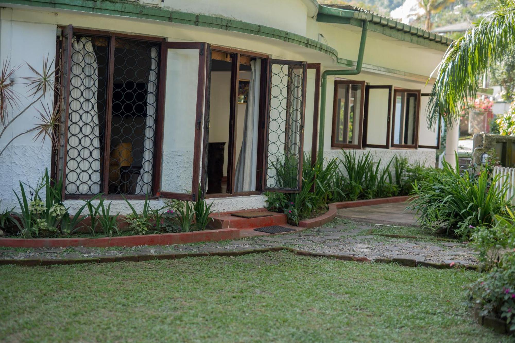 Kandy Boutique Villa By Fortuna Bungalows Buitenkant foto